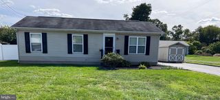 10 JERRYS AVE, Clayton, NJ 08312