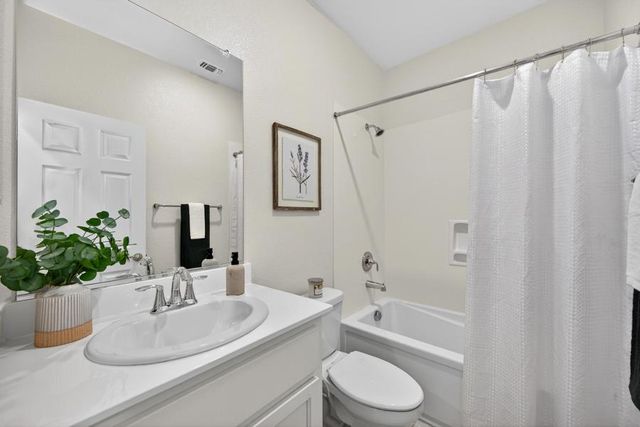 102 Bixby Ct, Lincoln, CA 95648