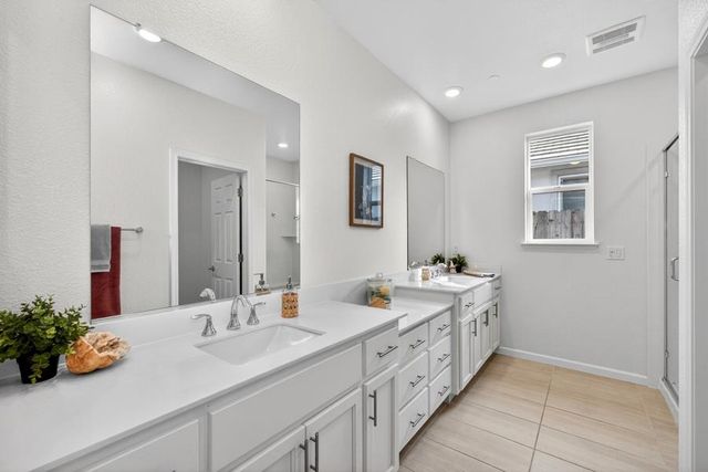 102 Bixby Ct, Lincoln, CA 95648