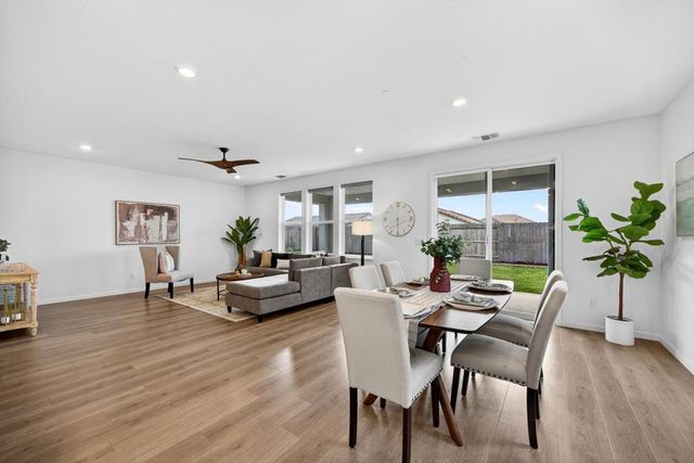 102 Bixby Ct, Lincoln, CA 95648