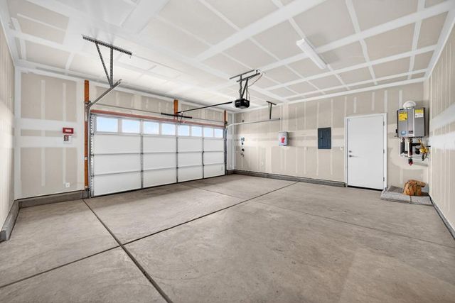 102 Bixby Ct, Lincoln, CA 95648