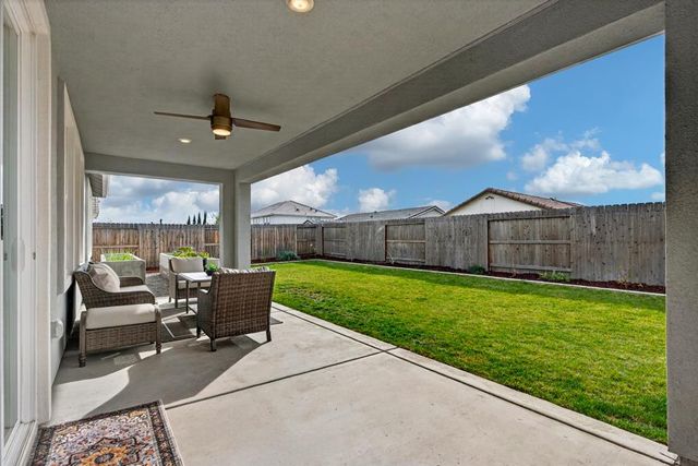 102 Bixby Ct, Lincoln, CA 95648