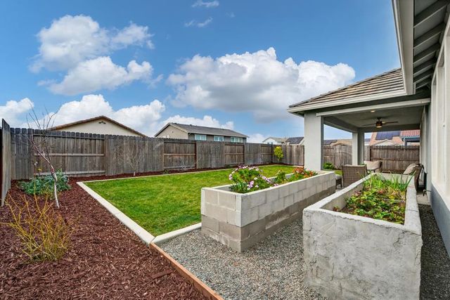 102 Bixby Ct, Lincoln, CA 95648