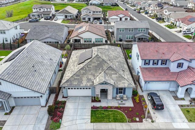 102 Bixby Ct, Lincoln, CA 95648