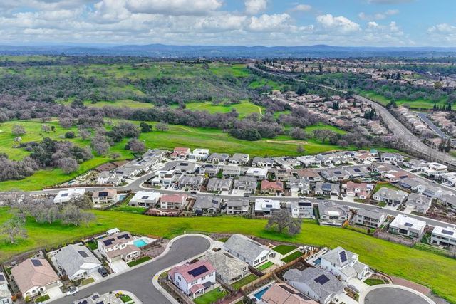 102 Bixby Ct, Lincoln, CA 95648