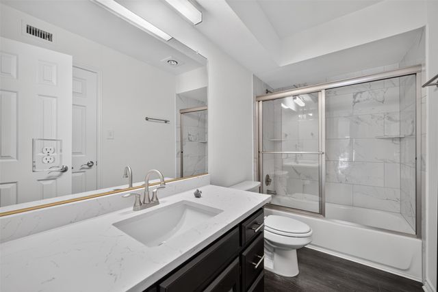 1319 Birkenhead Court, Dallas, TX 75204