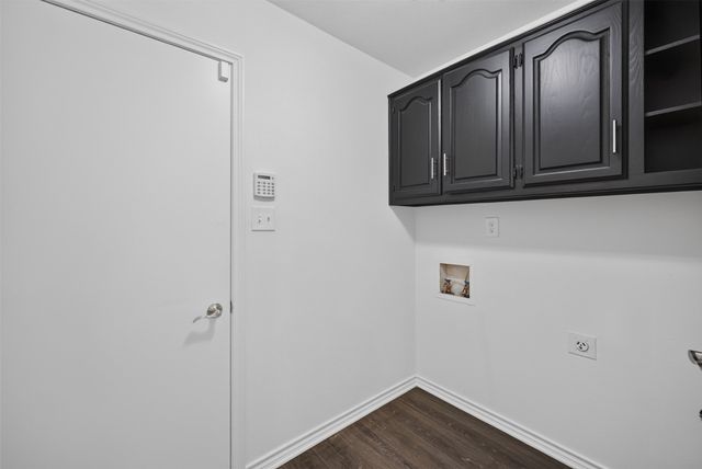 1319 Birkenhead Court, Dallas, TX 75204
