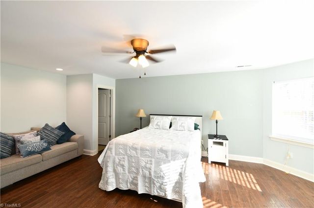 128 Provence Court, King, NC 27021