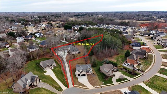 128 Provence Court, King, NC 27021