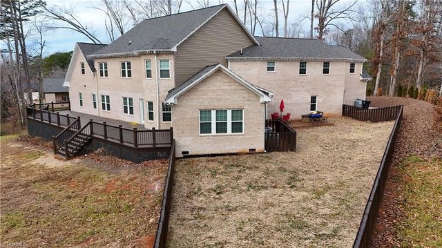 128 Provence Court, King, NC 27021