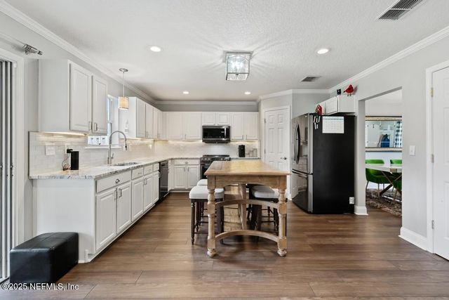 1405 W CHINABERRY Court, St. Johns, FL 32259