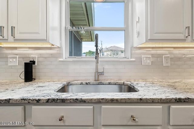 1405 W CHINABERRY Court, St. Johns, FL 32259