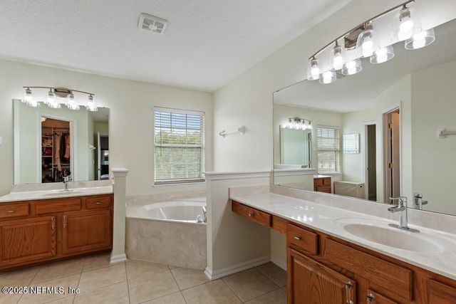 1405 W CHINABERRY Court, St. Johns, FL 32259