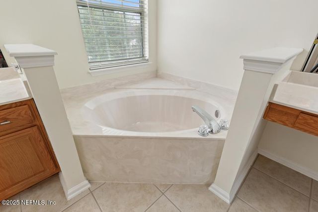 1405 W CHINABERRY Court, St. Johns, FL 32259