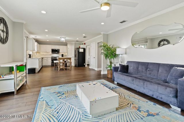 1405 W CHINABERRY Court, St. Johns, FL 32259