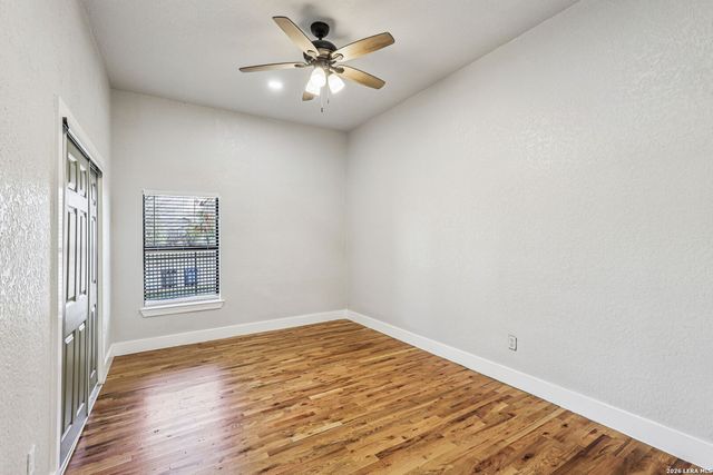 826 Dawson, San Antonio, TX 78202