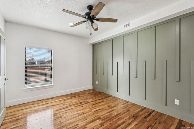 826 Dawson, San Antonio, TX 78202