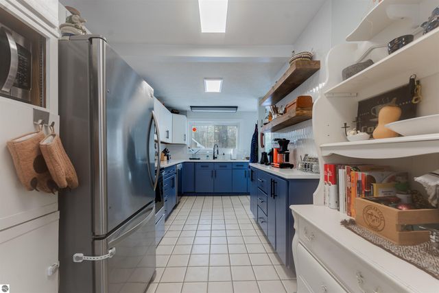 8868 Park Lane, Interlochen, MI 49643