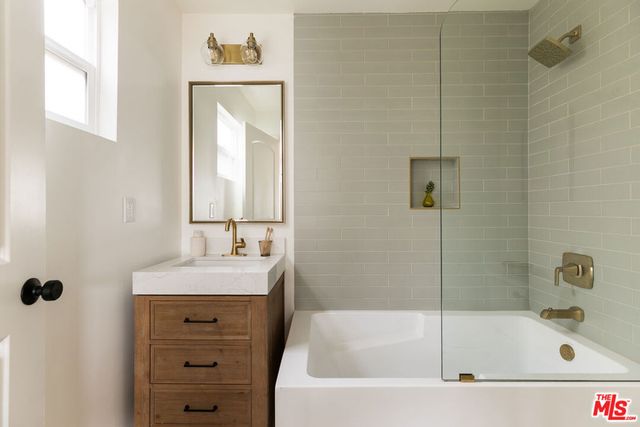 2250 Fernleaf Street, Los Angeles, CA 90031