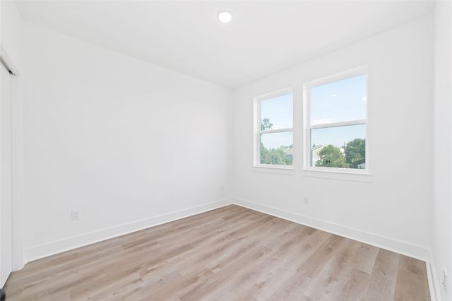 810 Elkhart Street D, Houston, TX 77091