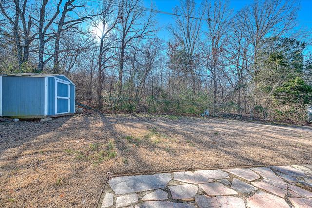 1925 S Custer Lane, Fayetteville, AR 72701