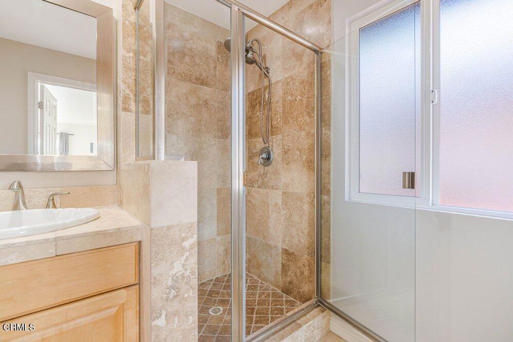 Image 33 of property listing at 2431 Victoria Avenue, Oxnard, CA 93035