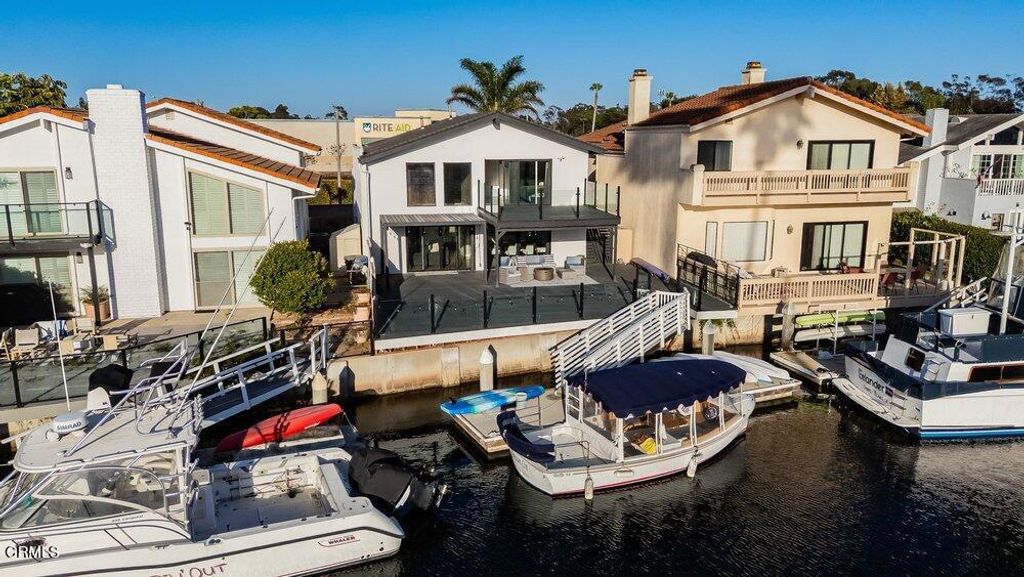 Image 40 of property listing at 2431 Victoria Avenue, Oxnard, CA 93035