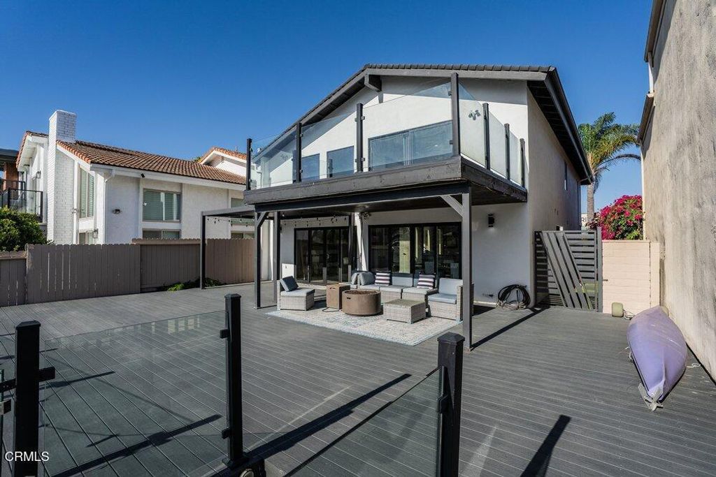 Image 48 of property listing at 2431 Victoria Avenue, Oxnard, CA 93035