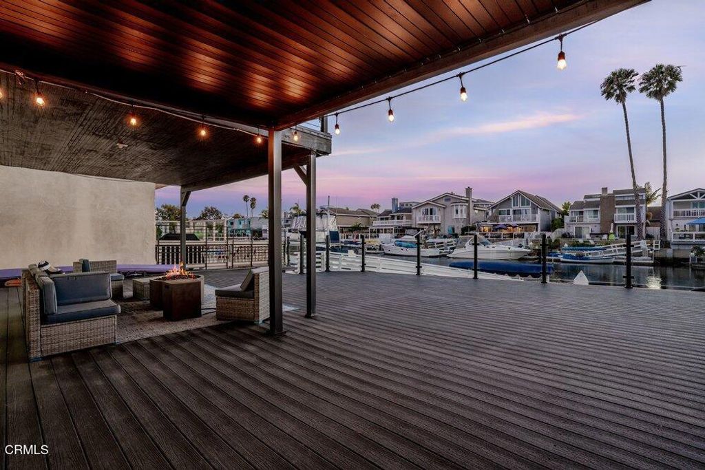 Image 57 of property listing at 2431 Victoria Avenue, Oxnard, CA 93035