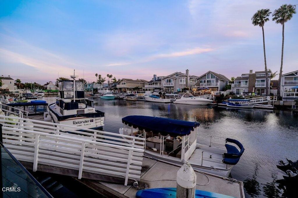 Image 60 of property listing at 2431 Victoria Avenue, Oxnard, CA 93035