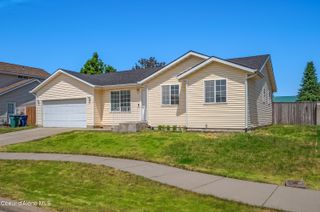 321 E ACORN AVE, Coeur D'alene, ID 83814