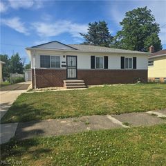 16811 Priebe Avenue, Cleveland, OH 44128
