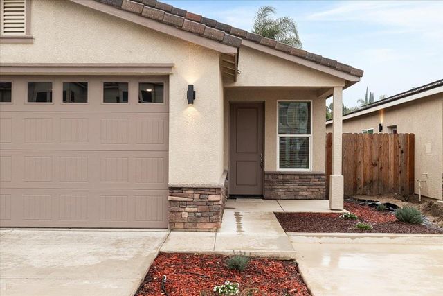 1415 Villa Way, Modesto, CA 95351