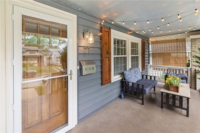 27 W 74th Street, Kansas City, MO 64114