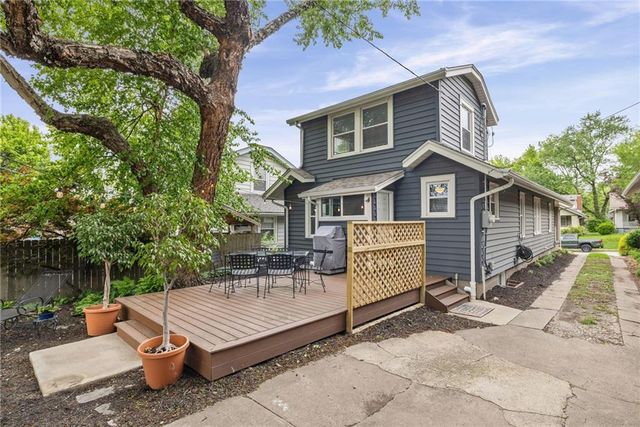 27 W 74th Street, Kansas City, MO 64114