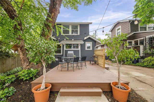 27 W 74th Street, Kansas City, MO 64114