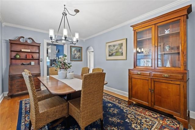 27 W 74th Street, Kansas City, MO 64114