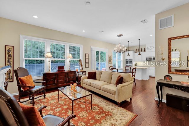 8 Creekstone Dr, Hilton Head Island, SC 29926