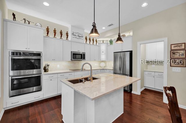 8 Creekstone Dr, Hilton Head Island, SC 29926