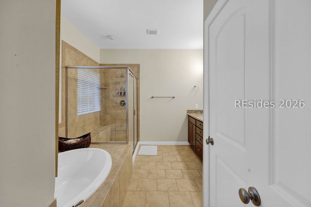 8 Creekstone Dr, Hilton Head Island, SC 29926