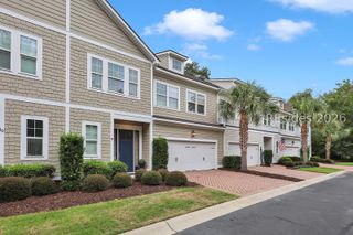 8 Creekstone Dr, Hilton Head Island, SC 29926