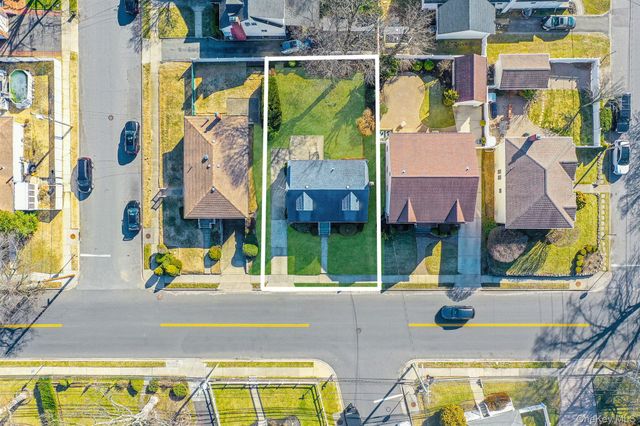 1826 Camp Avenue, Merrick, NY 11566