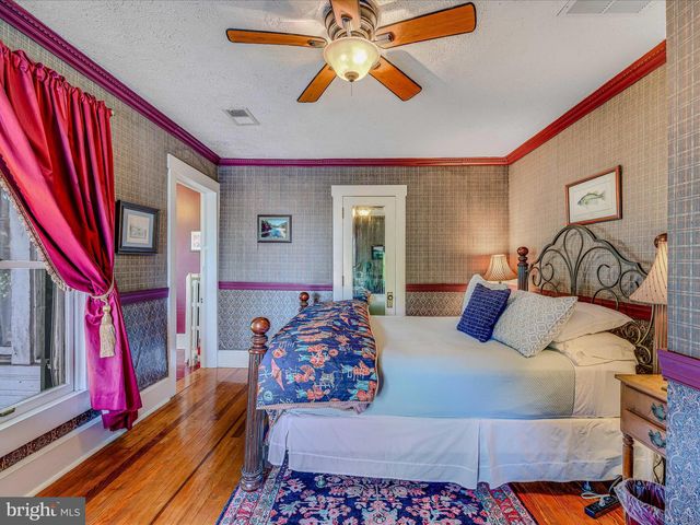 THE ANGLER'S INN -867 WASHINGTON ST, Harpers Ferry, WV 25425