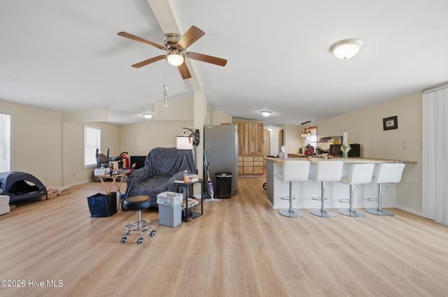 110 Seaview Drive, Elizabeth City, NC 27909