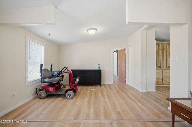 110 Seaview Drive, Elizabeth City, NC 27909