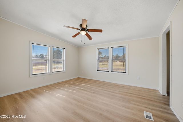 110 Seaview Drive, Elizabeth City, NC 27909