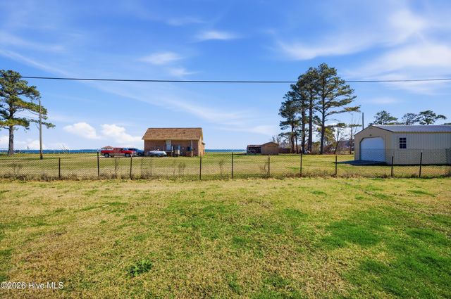 110 Seaview Drive, Elizabeth City, NC 27909