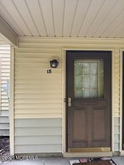 15 Bayberry Court, Jackson, NJ 08527