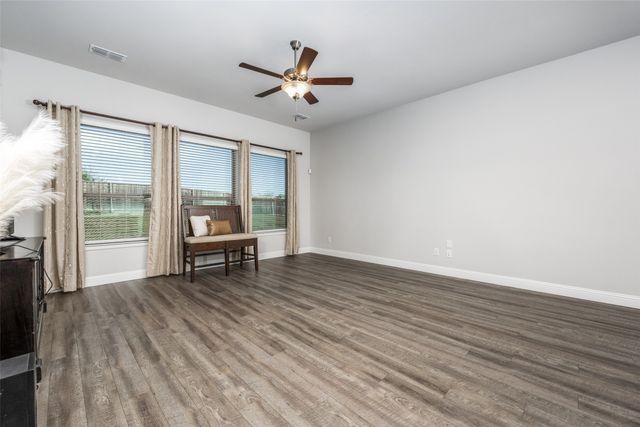 623 Woodridge Drive, Oak Point, TX 75068