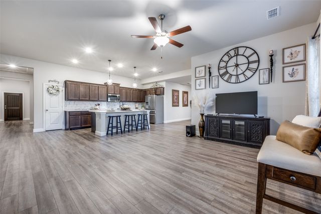 623 Woodridge Drive, Oak Point, TX 75068